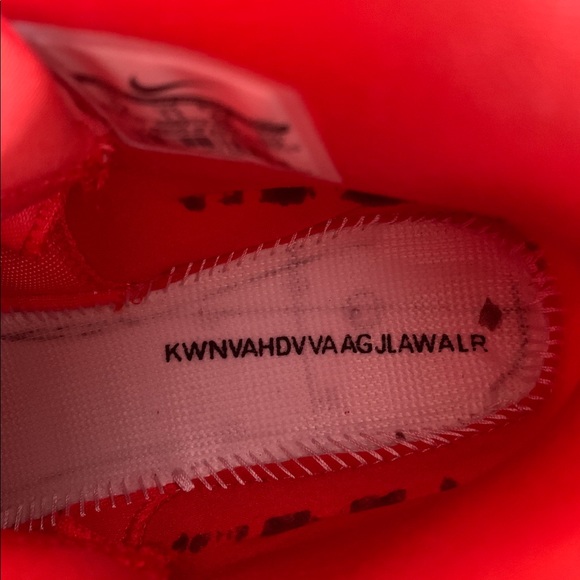 Nike Yeezy red October - Picture 8 of 8